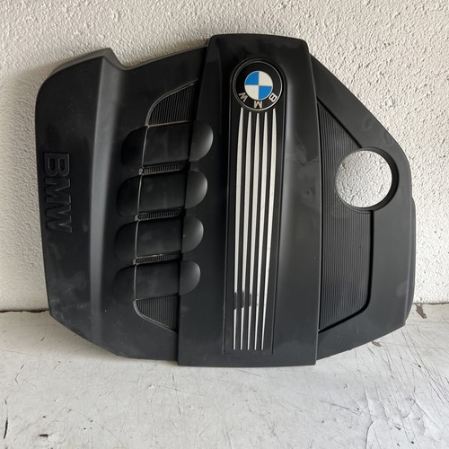 Motorabdeckung